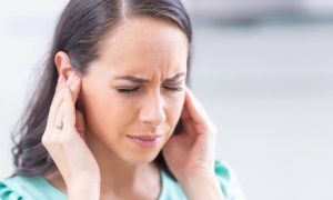 7 วิธีแก้อาการหูอื้อ และป้องกันอาการหูดับในเบื้องต้นอย่างได้ผล